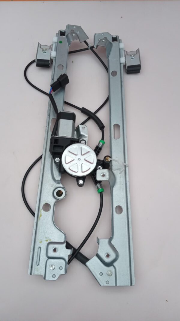 FFFauto 741-644 Elevalunas con ajuste frontal del lado del conductor para GMC Yukon, GMC Sierra, Chevrolet Tahoe, Chevrolet Silverado y Avalanche, Cadiliac Escalade.OEM: 15095843 15077853. - Image 2