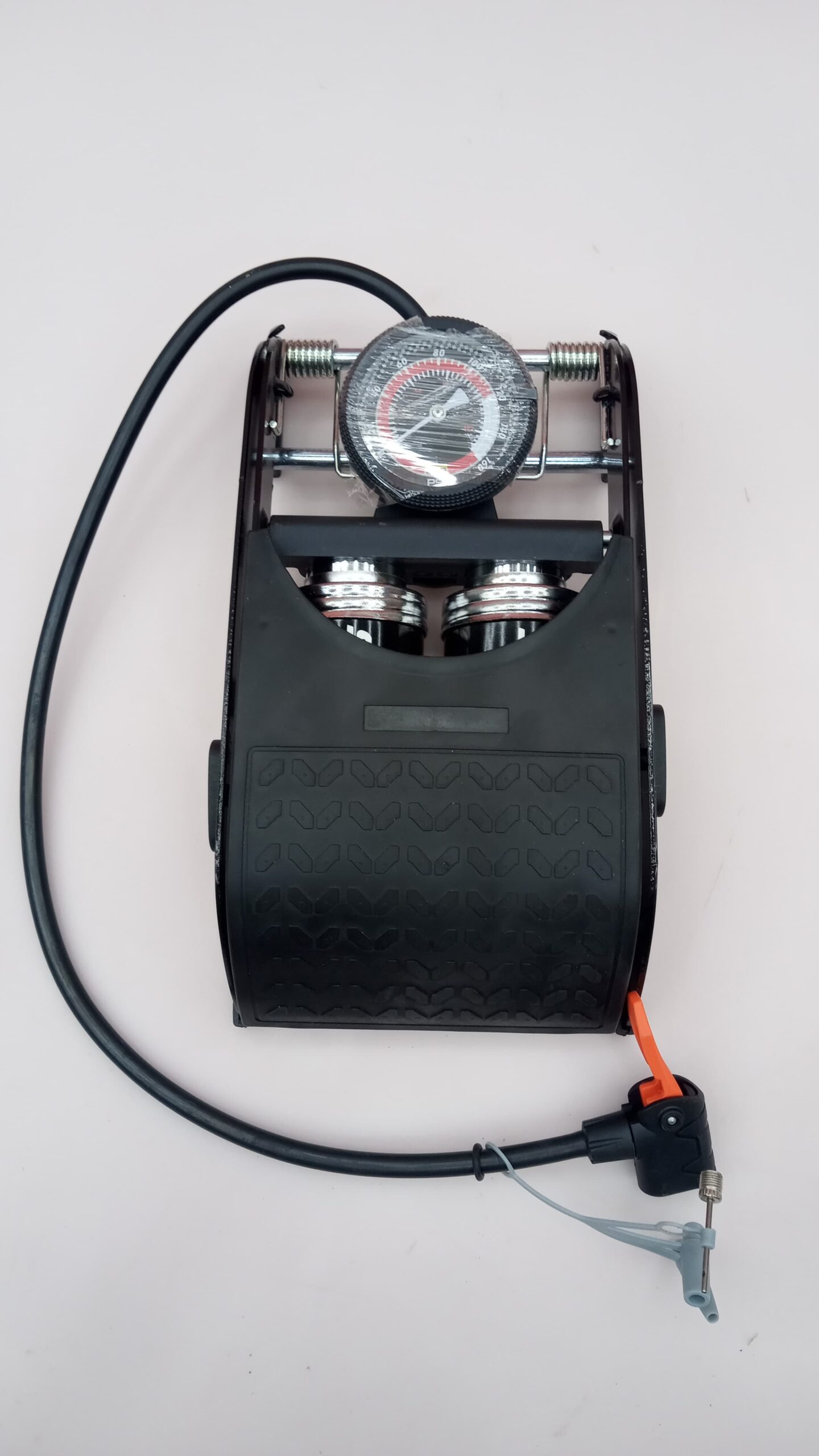 AB Tools. Bomba de pie de bicicleta de coche Inflador de neumáticos de aire Bomba de pie de barril doble 0-100psi TE032. - Image 4