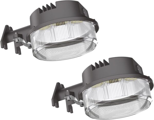 Luz LED de granero de 50 W, del anochecer al amanecer, iluminación de patio al aire libre con fotocélula 5000 K, luz diurna impermeable, lista ETL y DLC, paquete de 2.