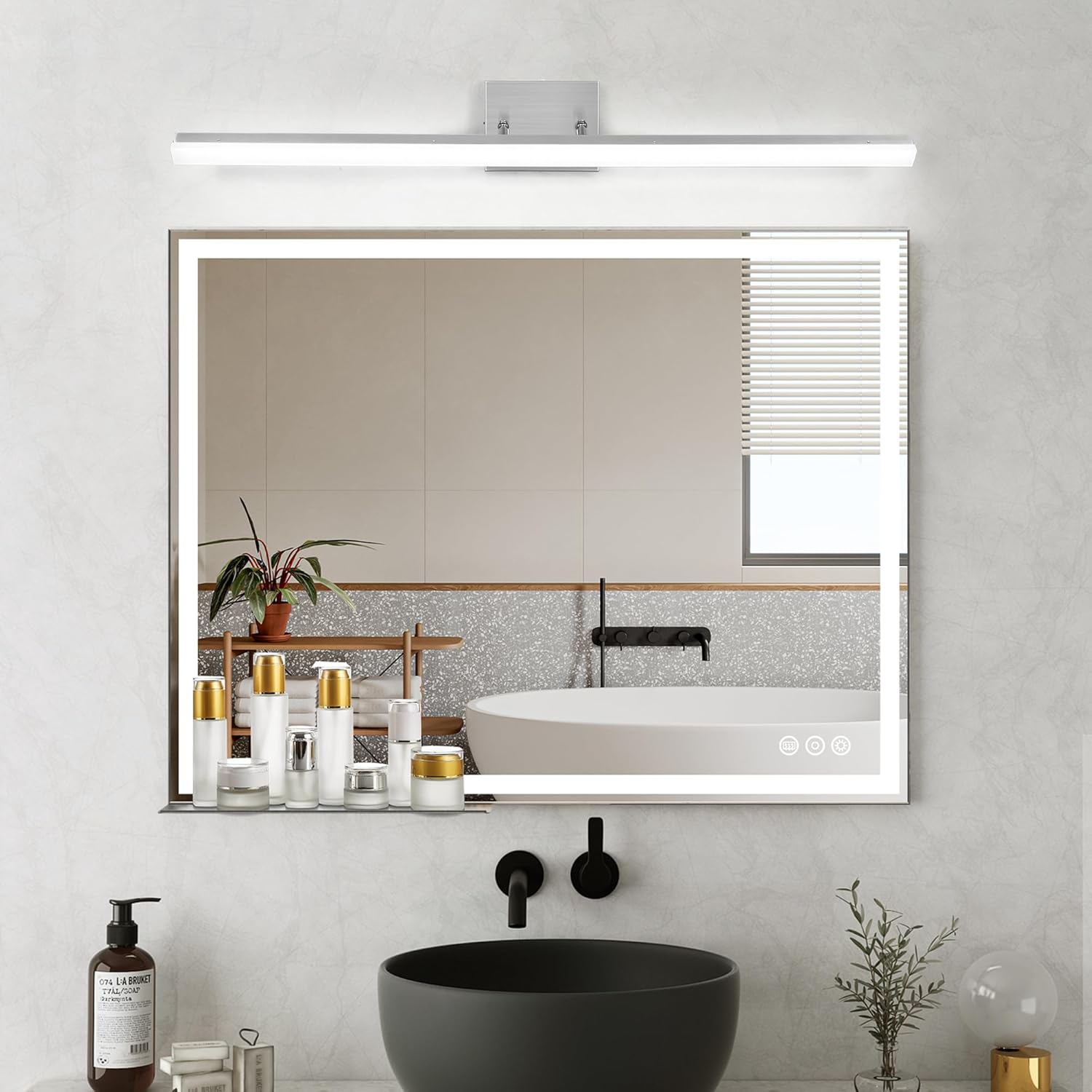 KAMLAM. - Lámparas LED de cambiador de 48 pulgadas, 3600 lm, regulables, 46 W y 5000 K, blanco frío, moderno ajustable sobre espejo de maquillaje, iluminación de pared para baño y recámara (1 luz).