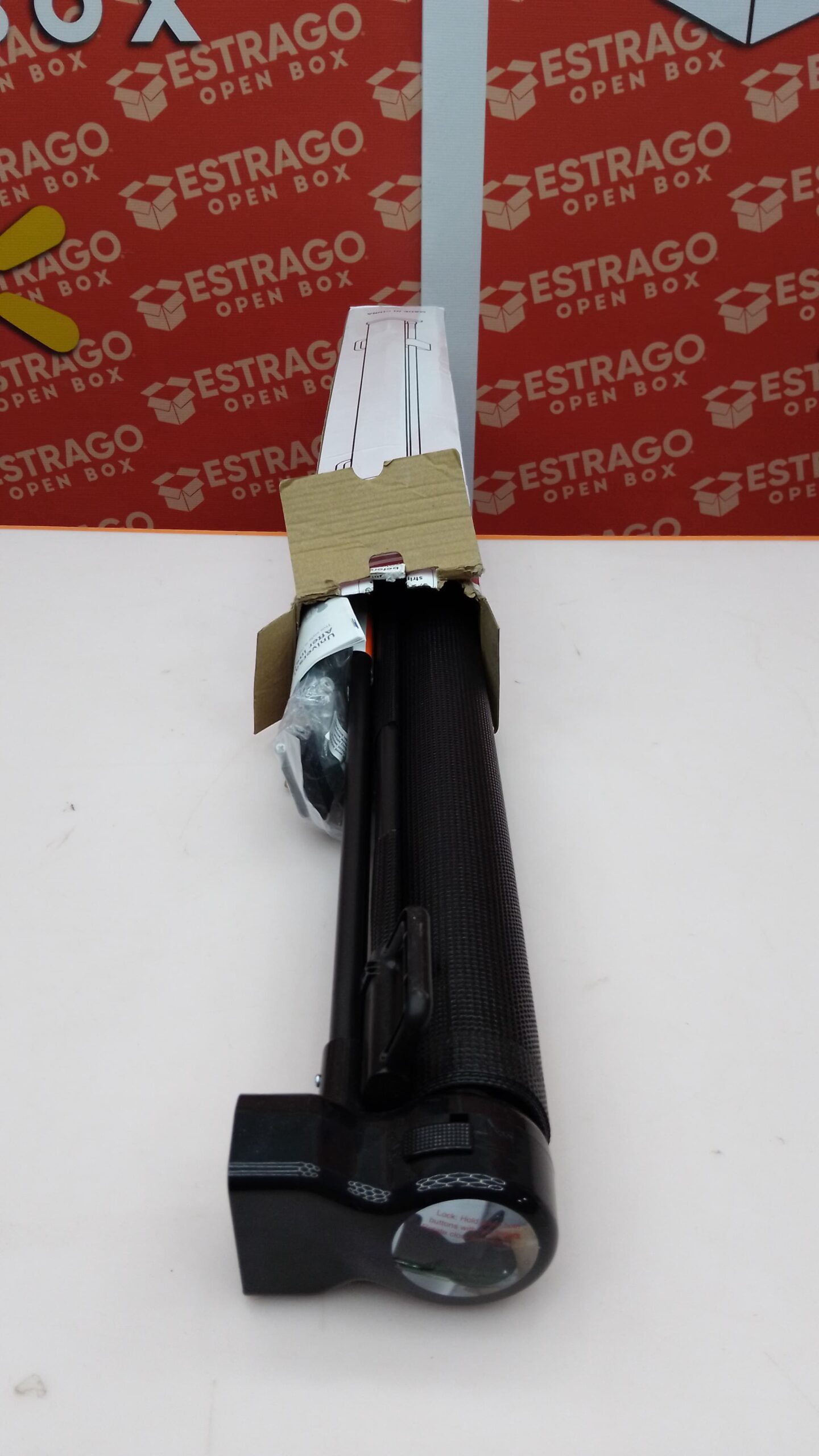 Puerta de bebé reforzada extra ancha de 159 pulgadas para grandes aberturas, evita que los bebés y perros se arrastren a través de las puertas retráctiles, puerta retráctil extra ancha para perro. - Image 4