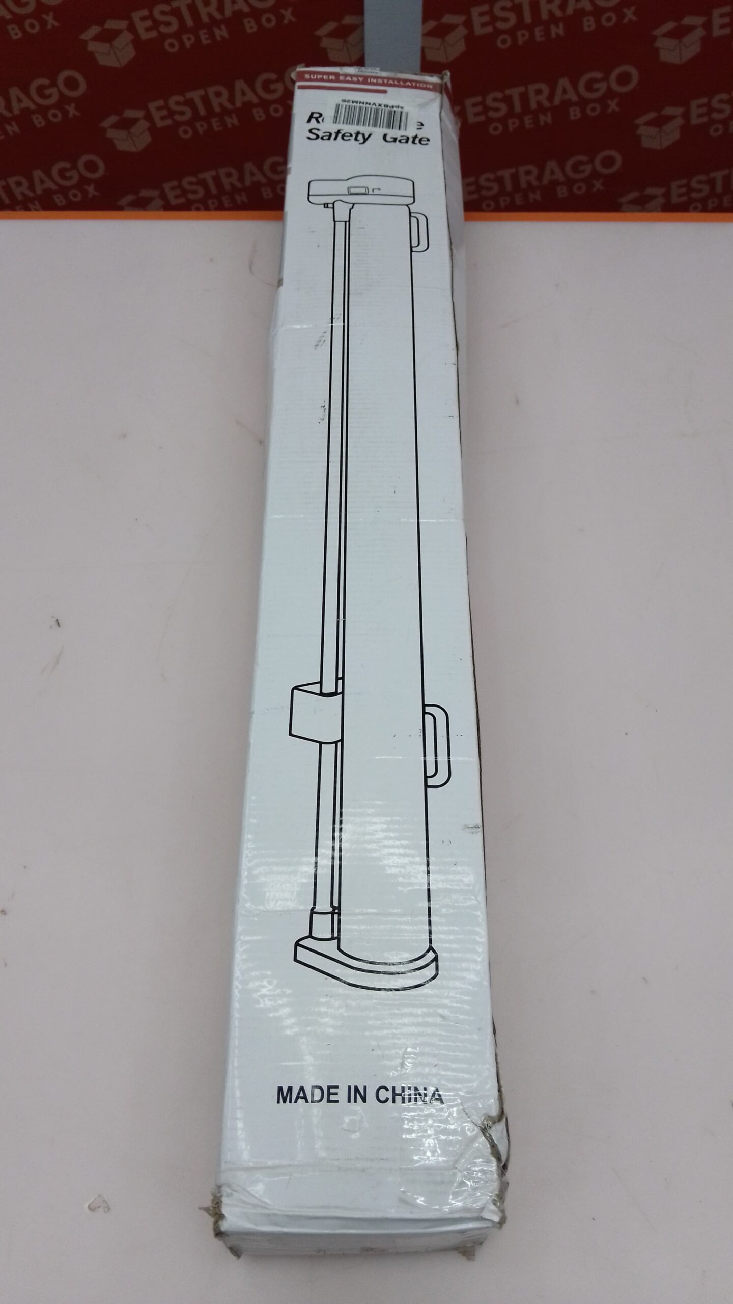 Puertas retráctiles sin perforación, puerta de bebé extra ancha con tira reforzada, puerta de malla para bebé y perro se extiende a 71 pulgadas de ancho y 34 pulgadas de alto. - Image 5